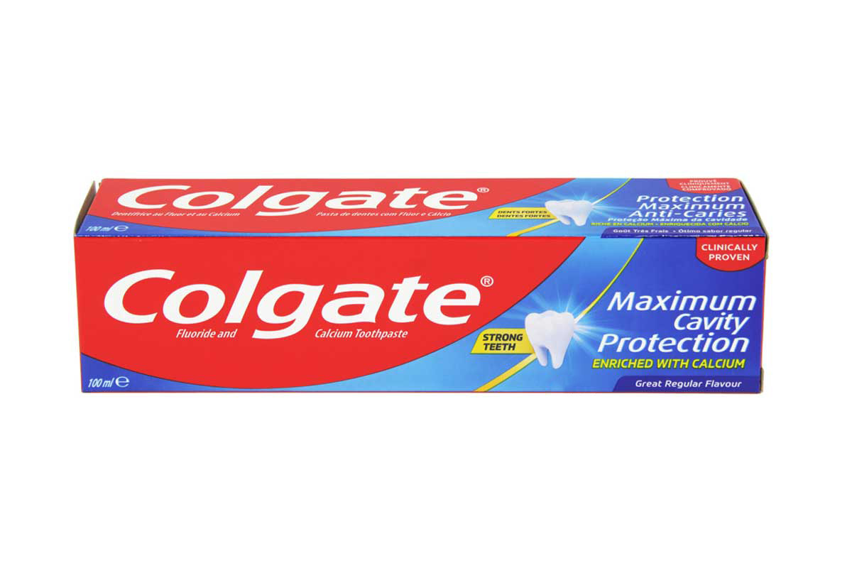 COLGATE MAXIMUM CAVITY PROTECTION TOOTHPASTE GREAT REGULAR FLAVOUR 100 ML - Life Care Apotek