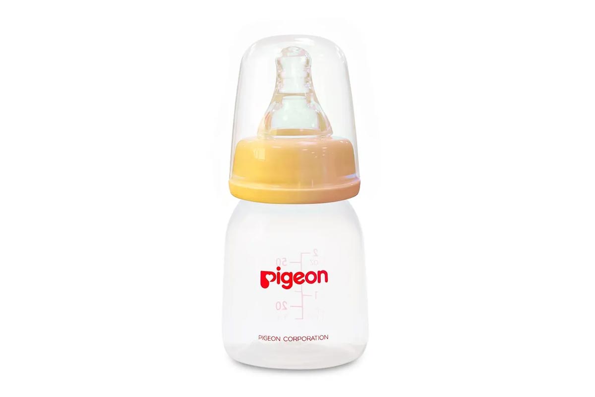 PIGEON FLEXIBLE FEEDER PLASTIC BOTTLE YELLOW 6+ MONTHS 50 ML - Life Care Apotek