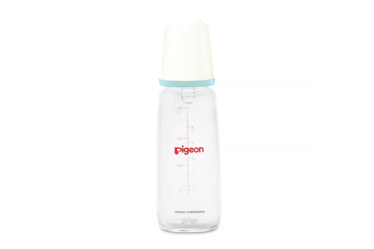 PIGEON FLEXIBLE GLASS NURSER BLUE PLUS 4 MONTH 200 ML - Life Care Apotek