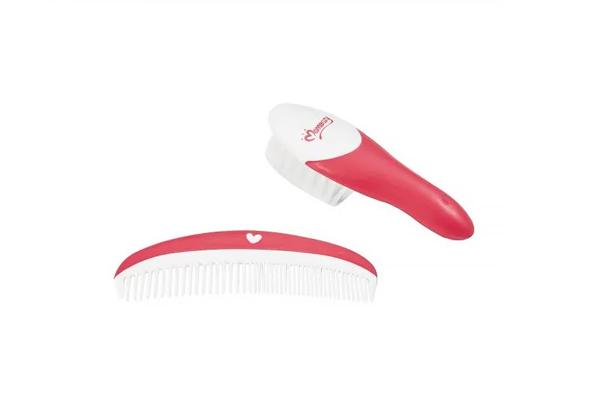 MOMEASY BRUSH AND COMB SET FROM 0 MONTH COLOR RED - Life Care Apotek