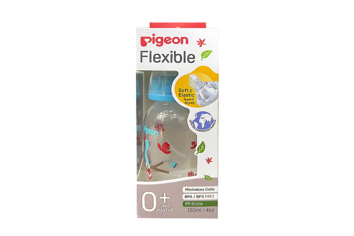 PIGEON FLEXIBLE PLASTIC BOTTLE SOFT AND ELASTIC 0 PLUS MONTHS BLUE 120 ML - Life Care Apotek