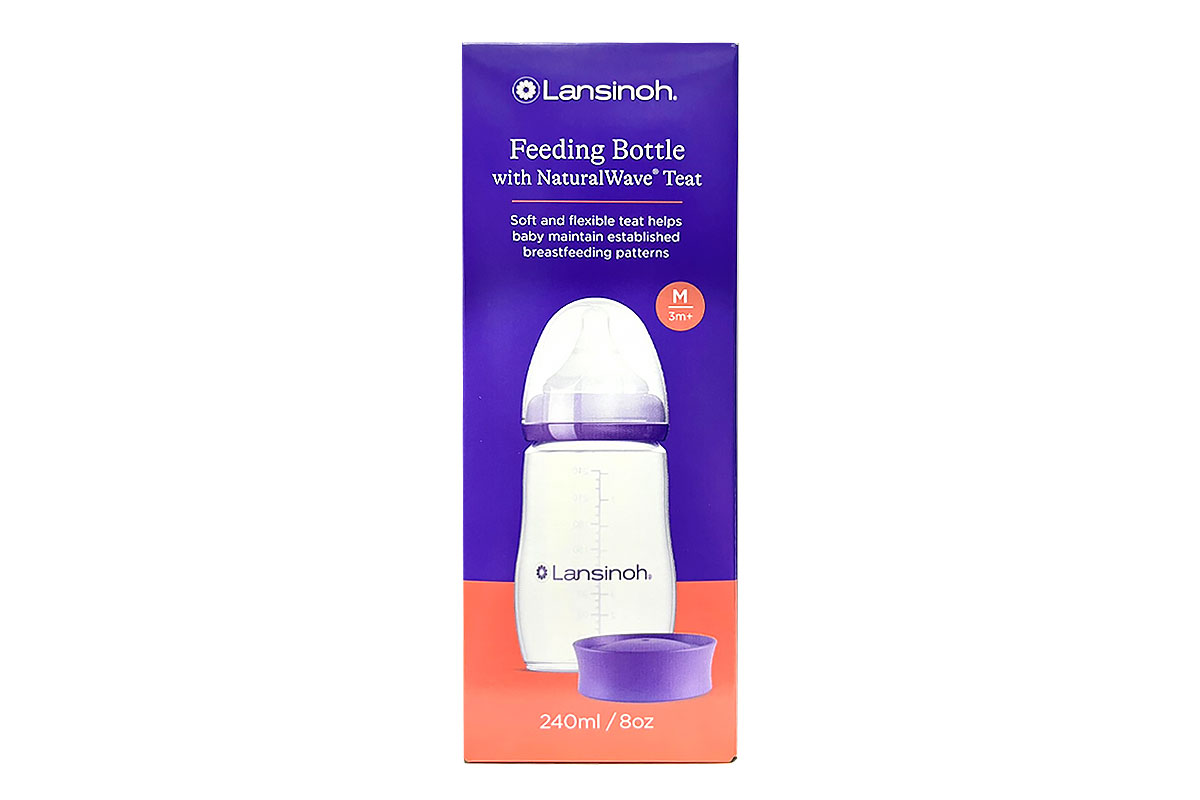 LANSINOH PLASTIC FEEDING BOTTLE WITH NATURALWAVE TEAT FROM 3 MONTHS 240 ML - Life Care Apotek